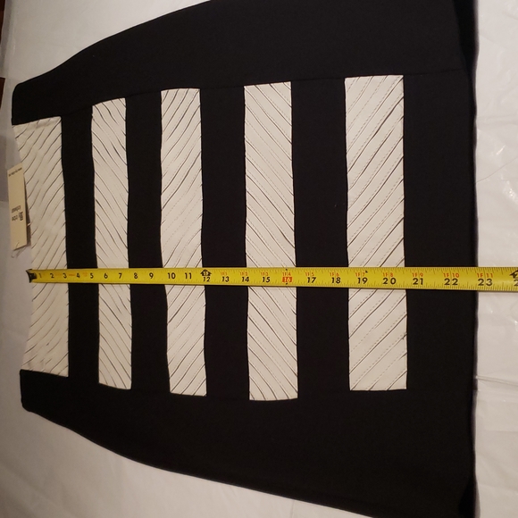 MY TRIBE New Genuine Leather Strip Panel Pencil SKIRT Black White NWT Women's L - Picture 8 of 13